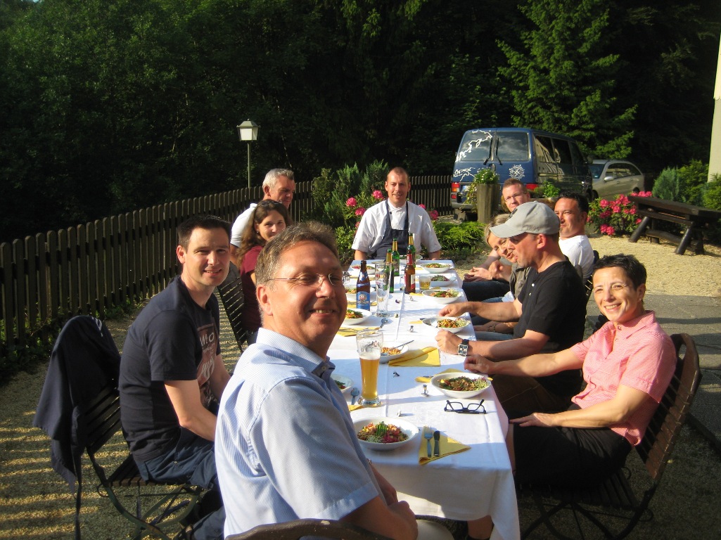 Gruppenbild mit Essen